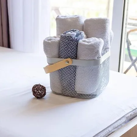 Potam'sea Bliss 8 - Front, Sun Beds & Parking Apartman *